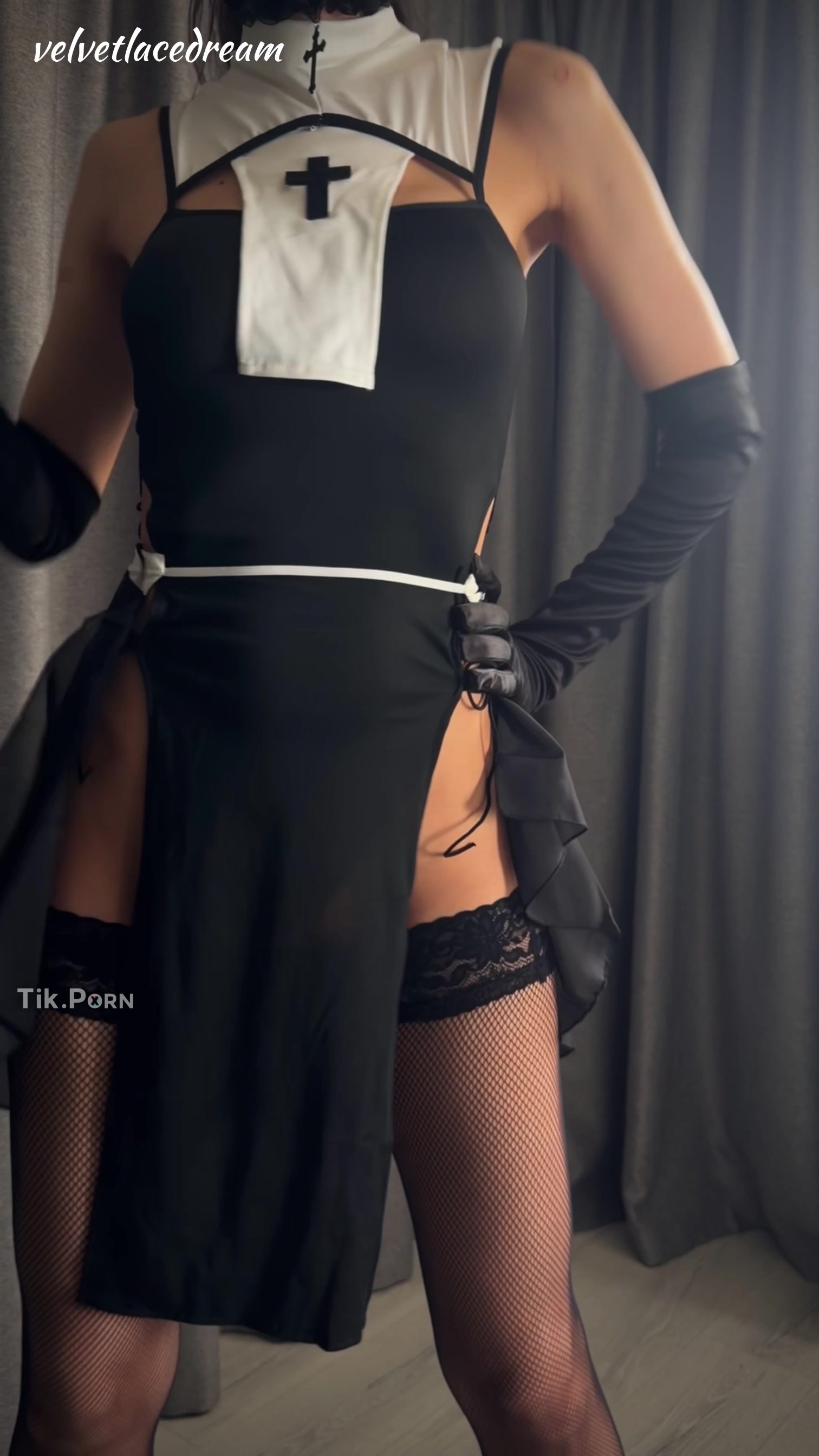 @velvetlacedream#Brunette #Solo #Cosplay Porn | Tik.Porn (1)