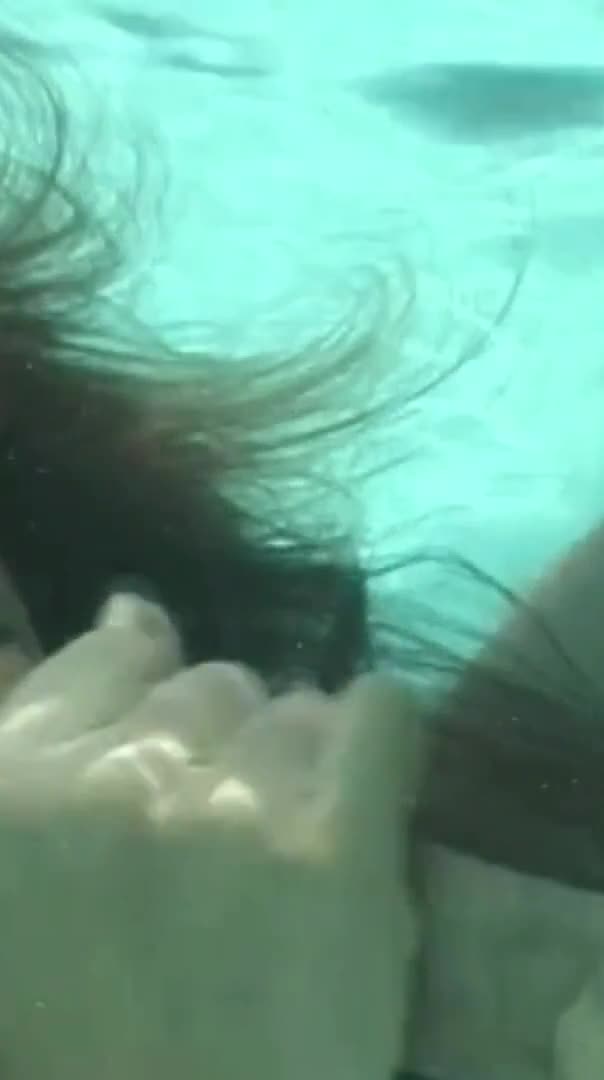 Hardcore gratis clips Cumshot and Outdoor Asian | Tik.Porn (1)
