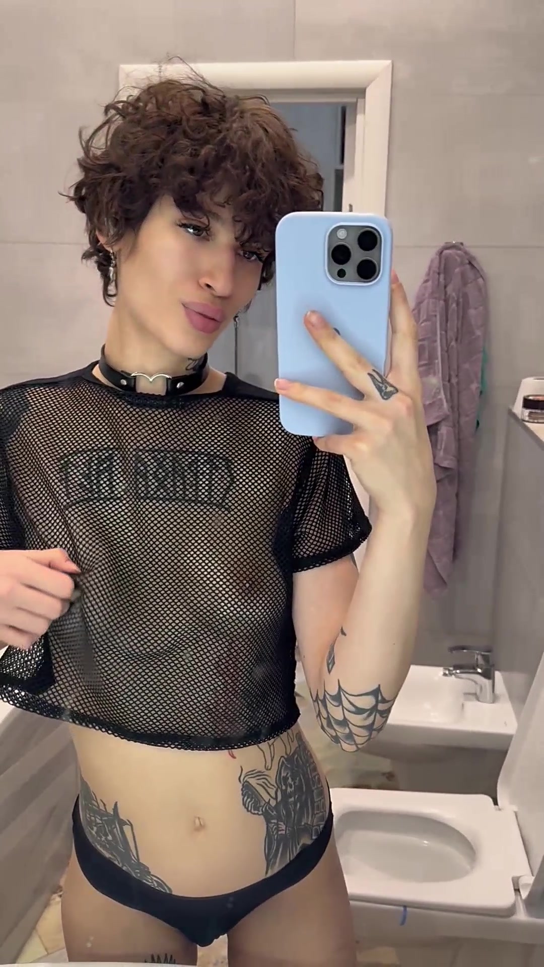 How do you like my transparent top?😇 Does it look good on me?😙
